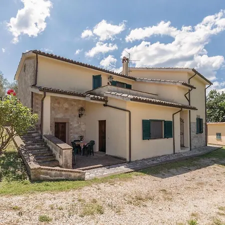 Amazing In Giano Dellumbria Pg Appartement